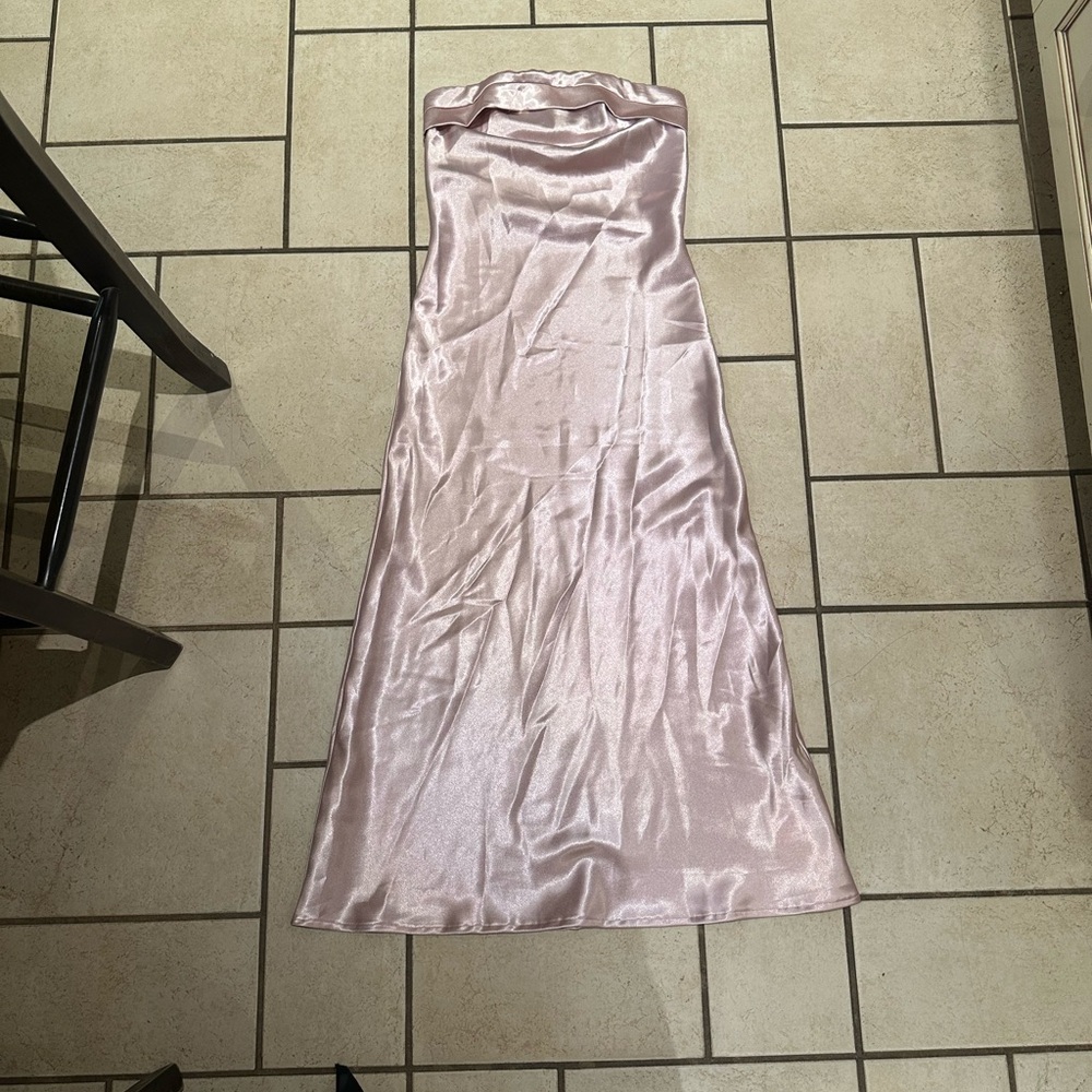 SHEIN BAE Strapless Satin Dress in Light Pink